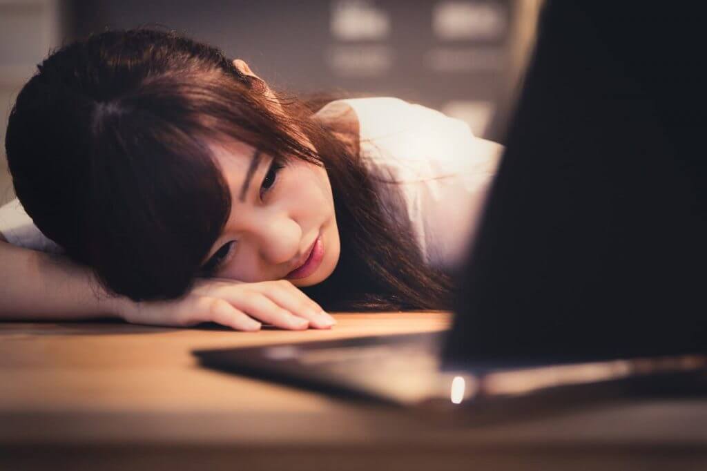 大学生 レポート