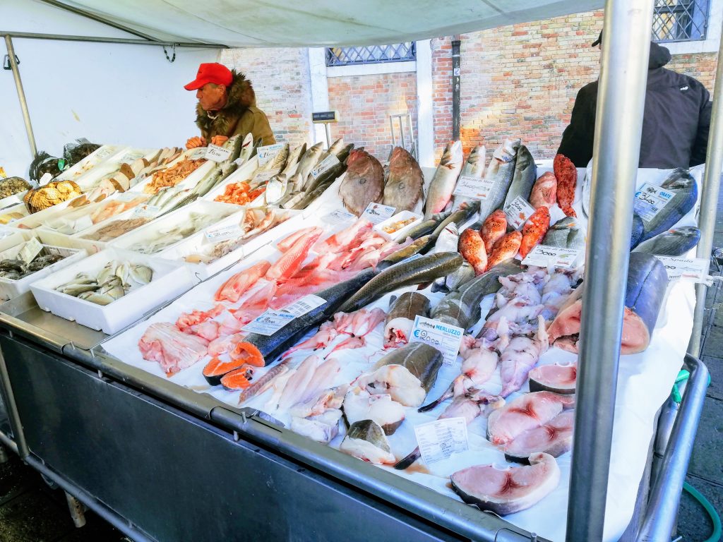 ヨーロッパ旅行
ベネチア
魚屋